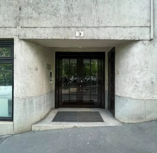 Heart & Cherry Residency