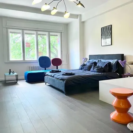 Апартаменты Heart & Cherry Residency